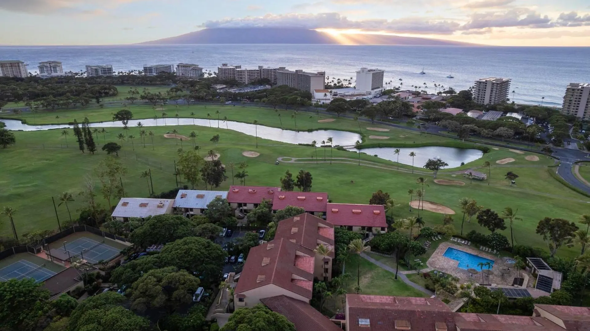 Holiday home Ocean Bliss Awaits - Spacious Lanai - Outdoor Grill - Golf Course Views