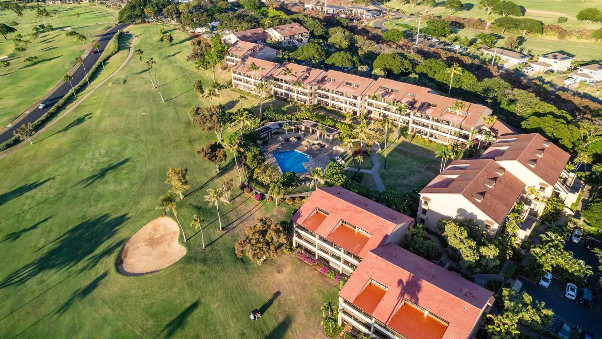 Ocean Bliss Awaits - Spacious Lanai - Outdoor Grill - Golf Course Views Holiday home