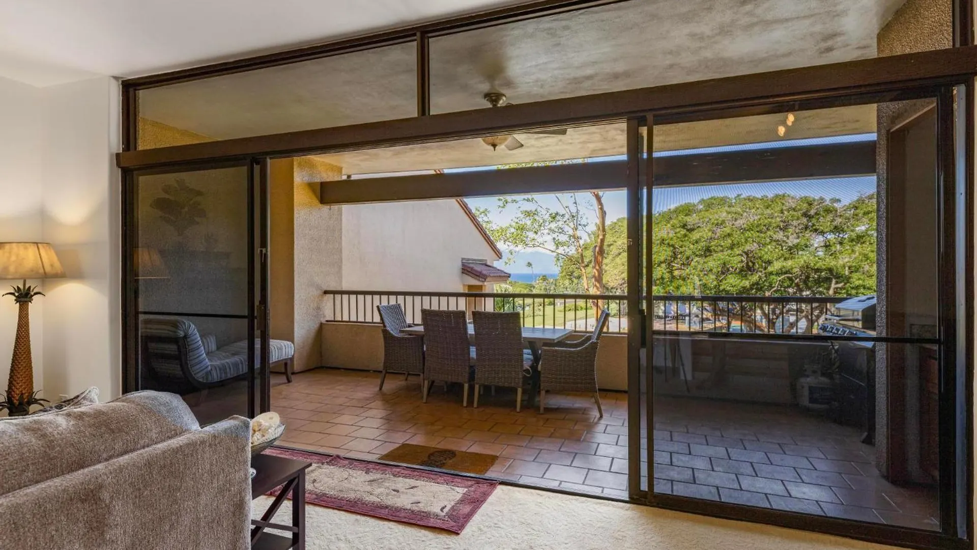 Holiday home Ocean Bliss Awaits - Spacious Lanai - Outdoor Grill - Golf Course Views Lahaina
