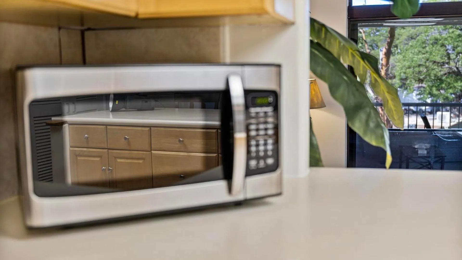 Ocean Bliss Awaits - Spacious Lanai - Outdoor Grill - Golf Course Views