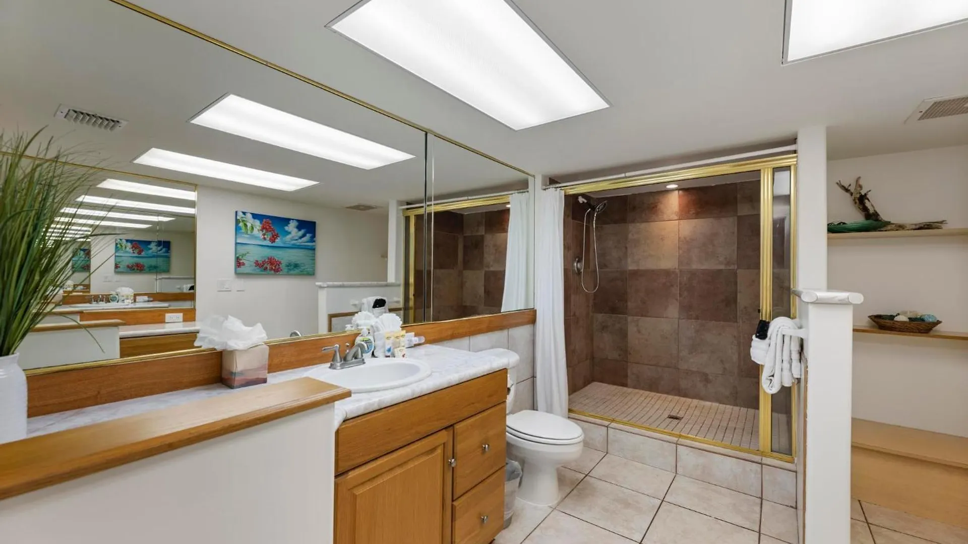 Ocean Bliss Awaits - Spacious Lanai - Outdoor Grill - Golf Course Views * Lahaina