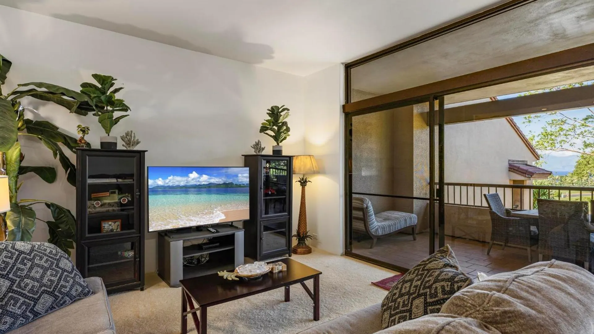 Ocean Bliss Awaits - Spacious Lanai - Outdoor Grill - Golf Course Views