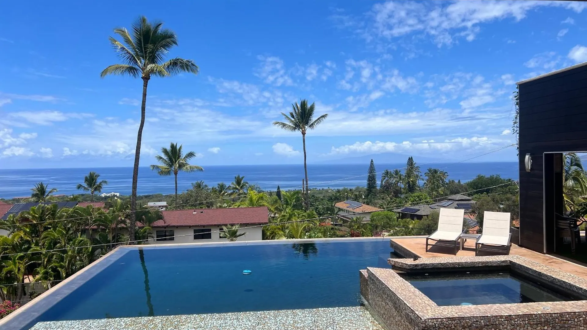 One-of-a-kind Maui Getaway!