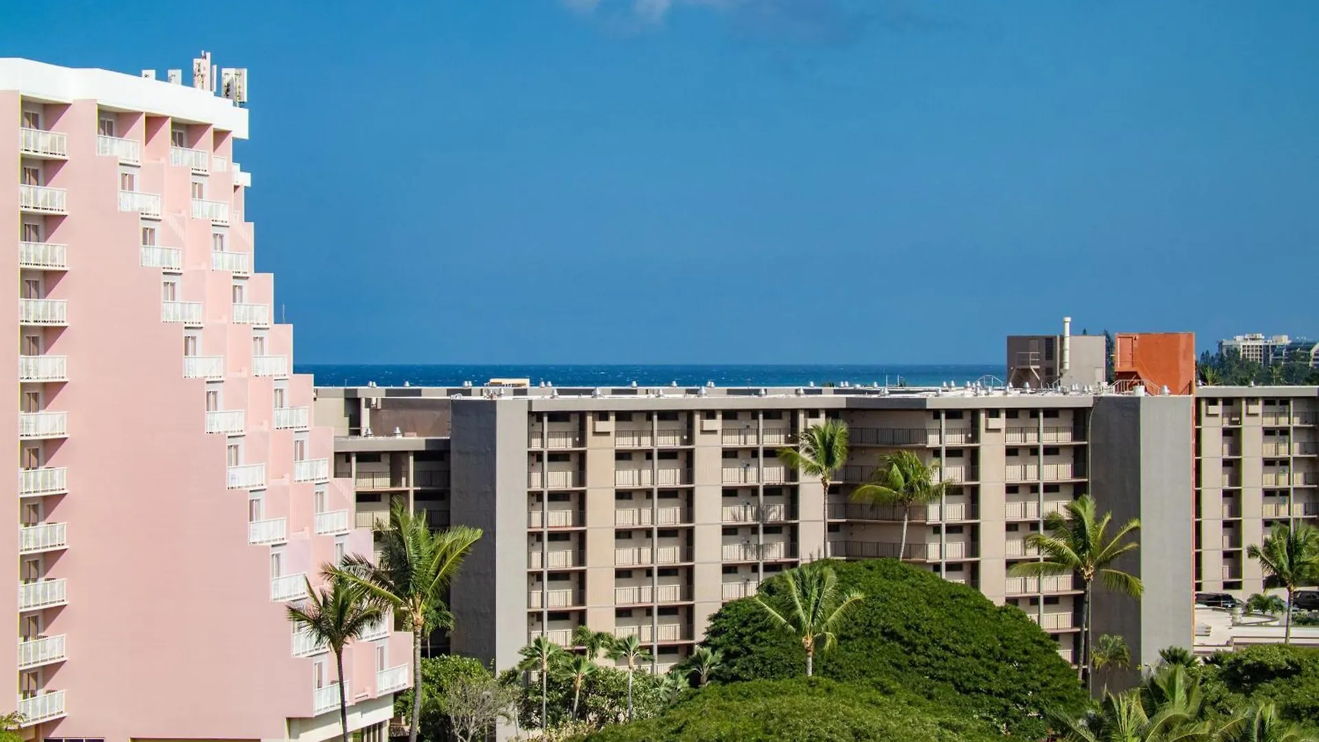 Ninth-floor Mountain View And Expansive Lanai At Honua Kai 別荘