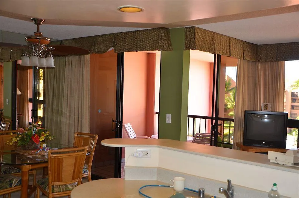 Kahana Falls Resort 3*
