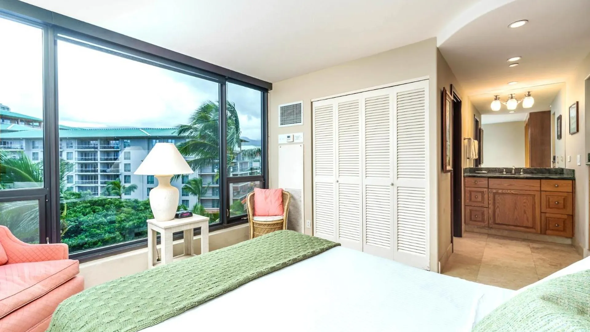 Kbm Free Car Mahana Mah-719 Stunning Ocean Front Kaanapali