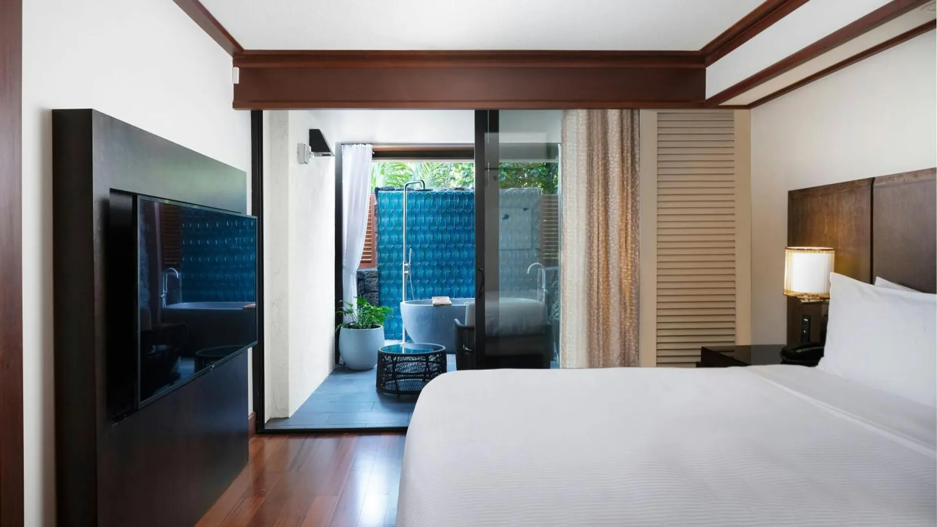 - Marriott, Maui
