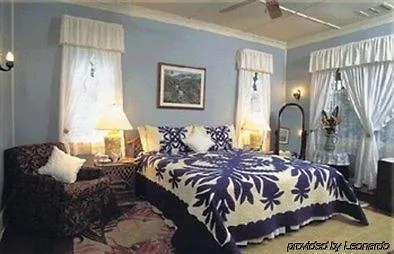 The Historic Maui Guest house Wailuku