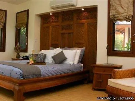 Ho'oilo House B&B