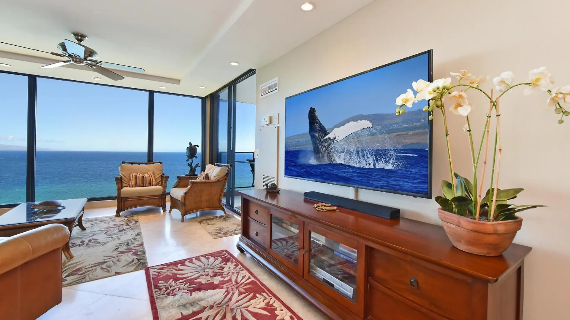 Floor Penthouse At The Mahana Aparthotel