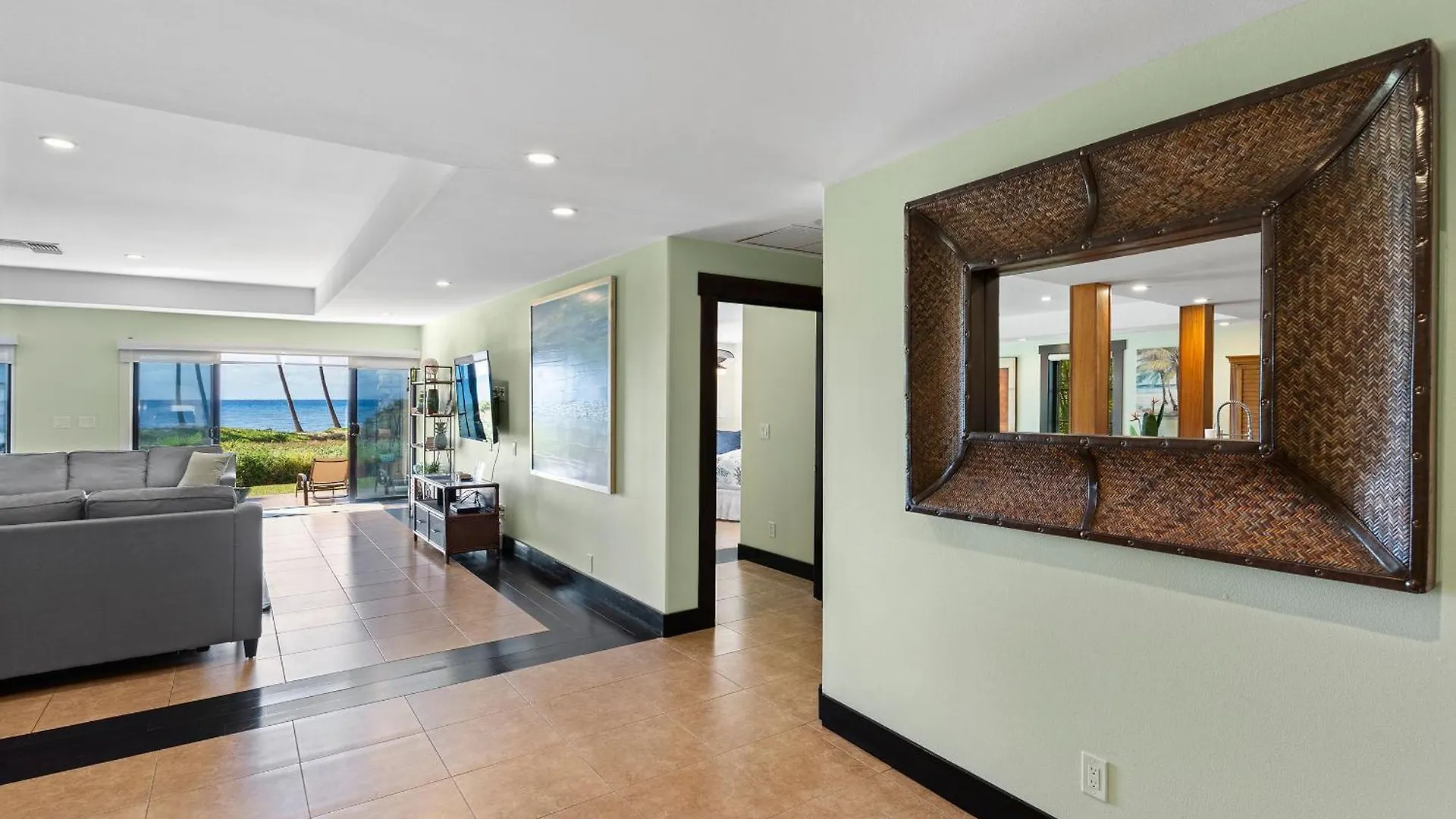 Ocean Front Hale Holiday home