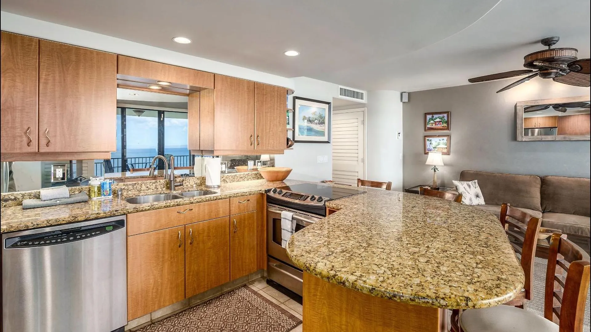 606 * Kihei