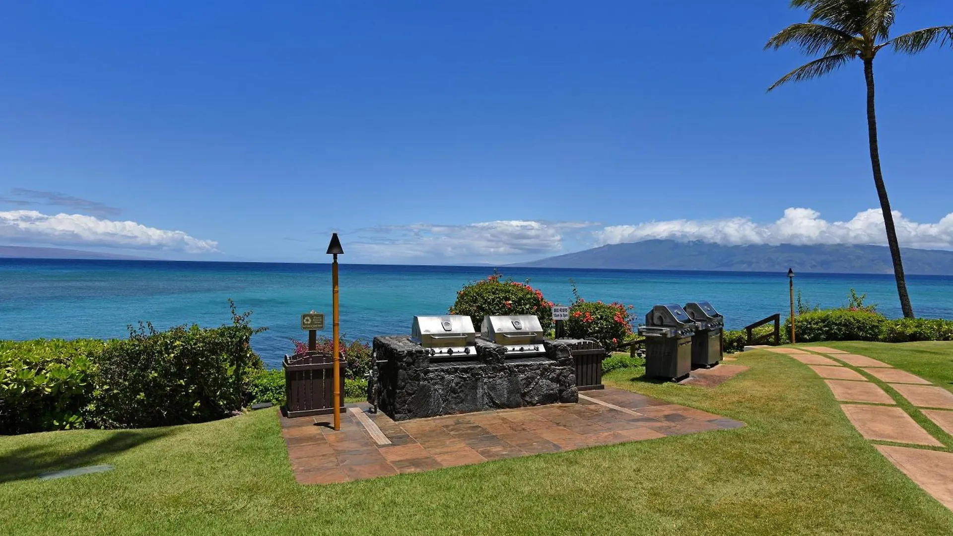 Largest One Bedroom At Kuleana - Oceanfront Unit!! 105 Kahana