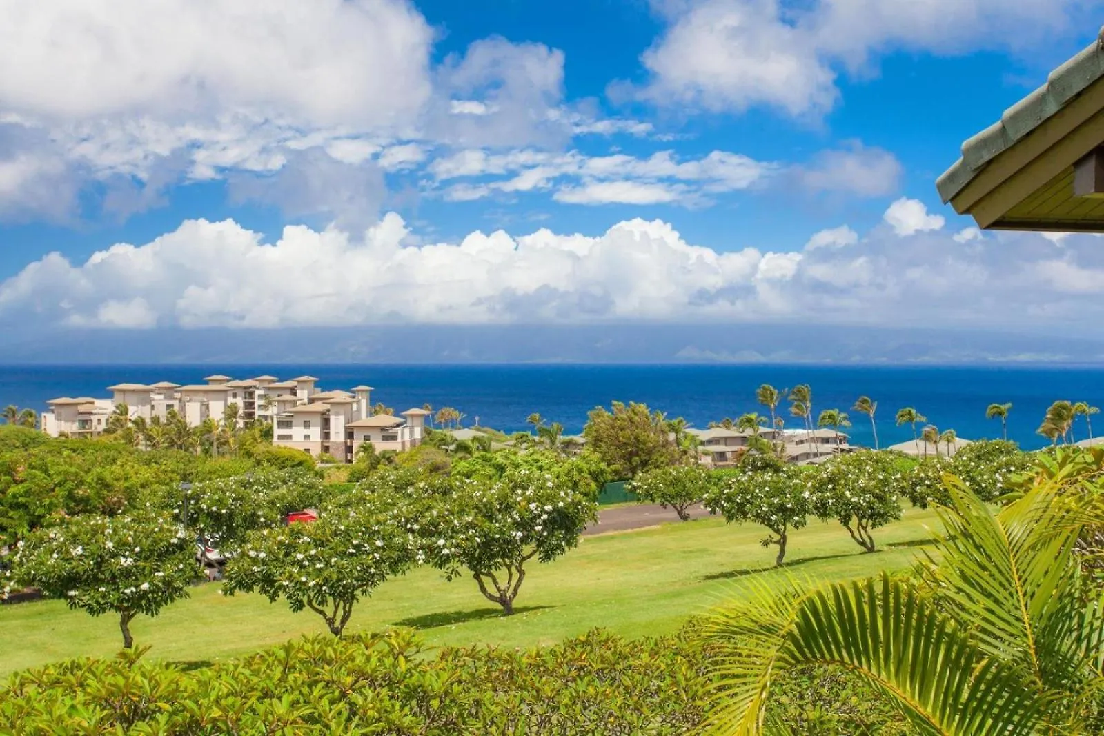 2711 Ridge * Kahana