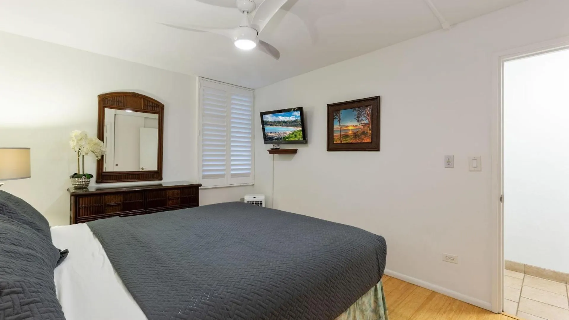 Kamaole Sands 1-102 Holiday home *