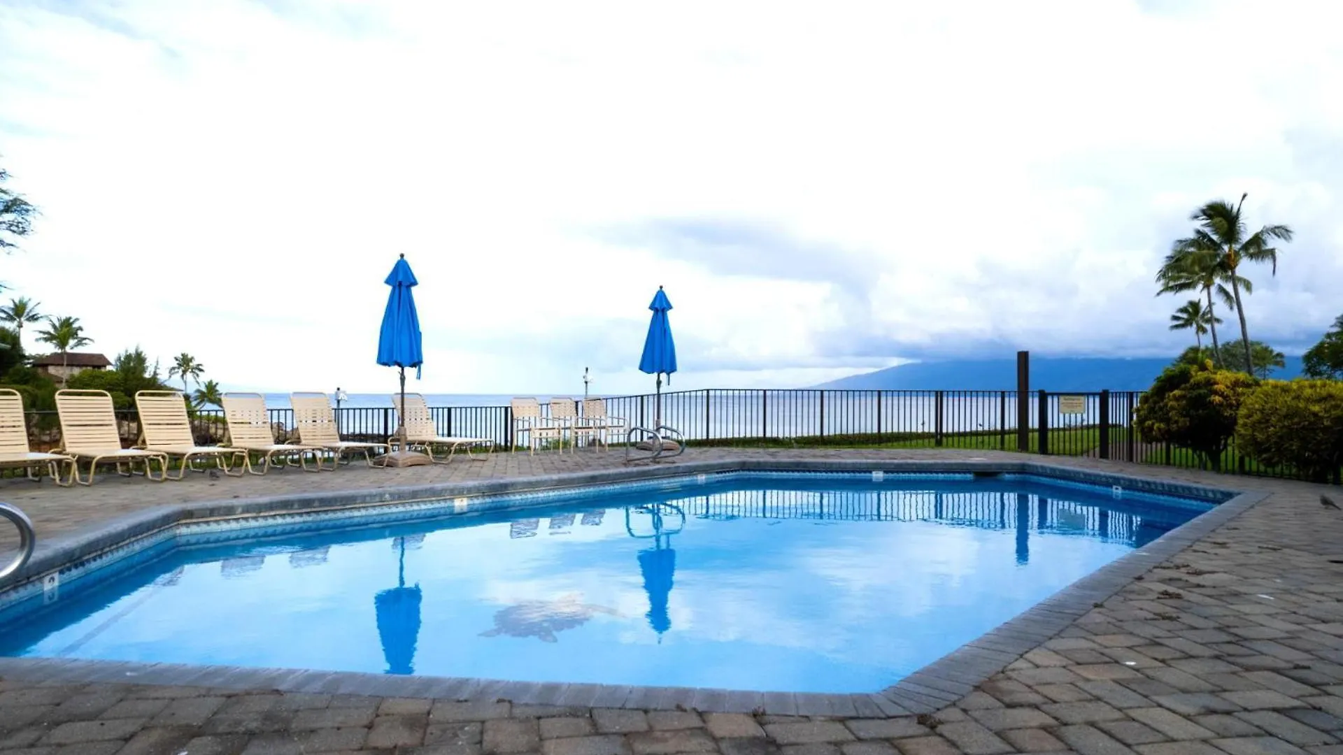 Apartment Kbm Free Car Napili Point Nap-a25 Stunning Ocean Front Turtle Views *