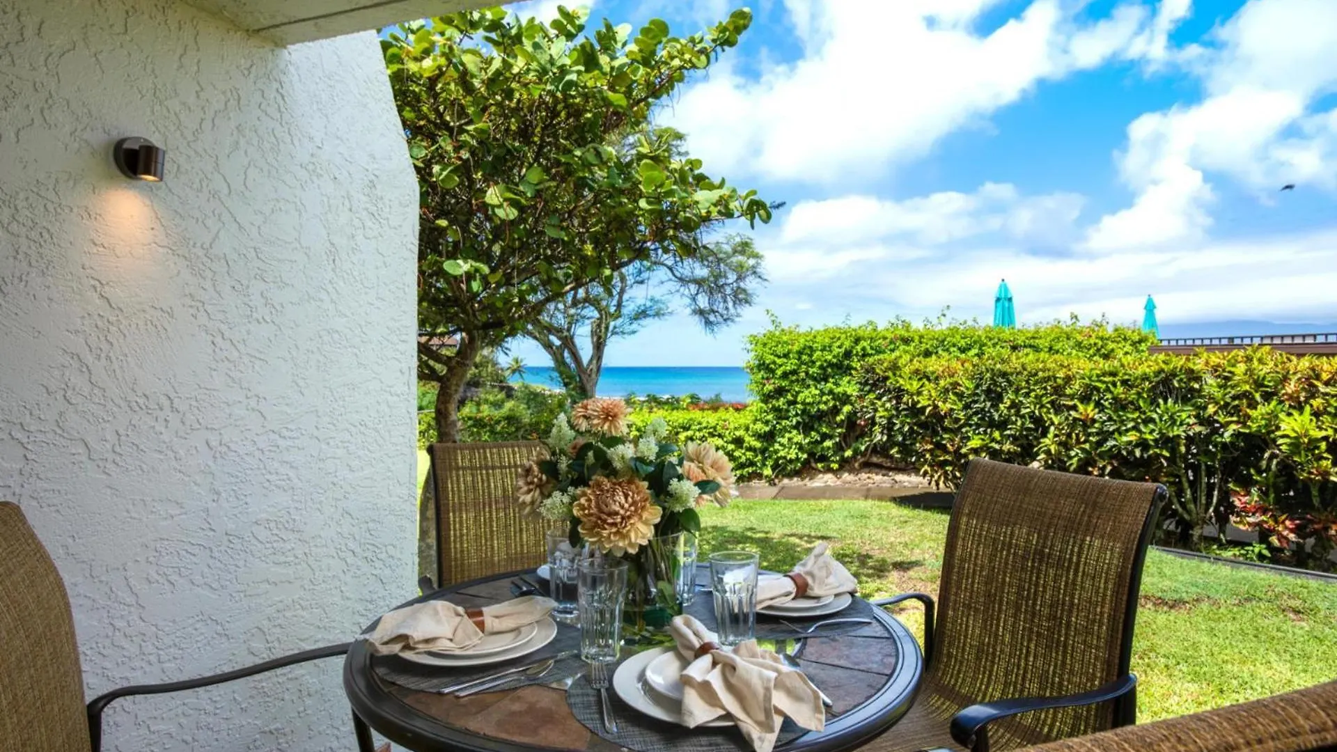 Kbm Free Car Napili Point Nap-a25 Stunning Ocean Front Turtle Views Apartment