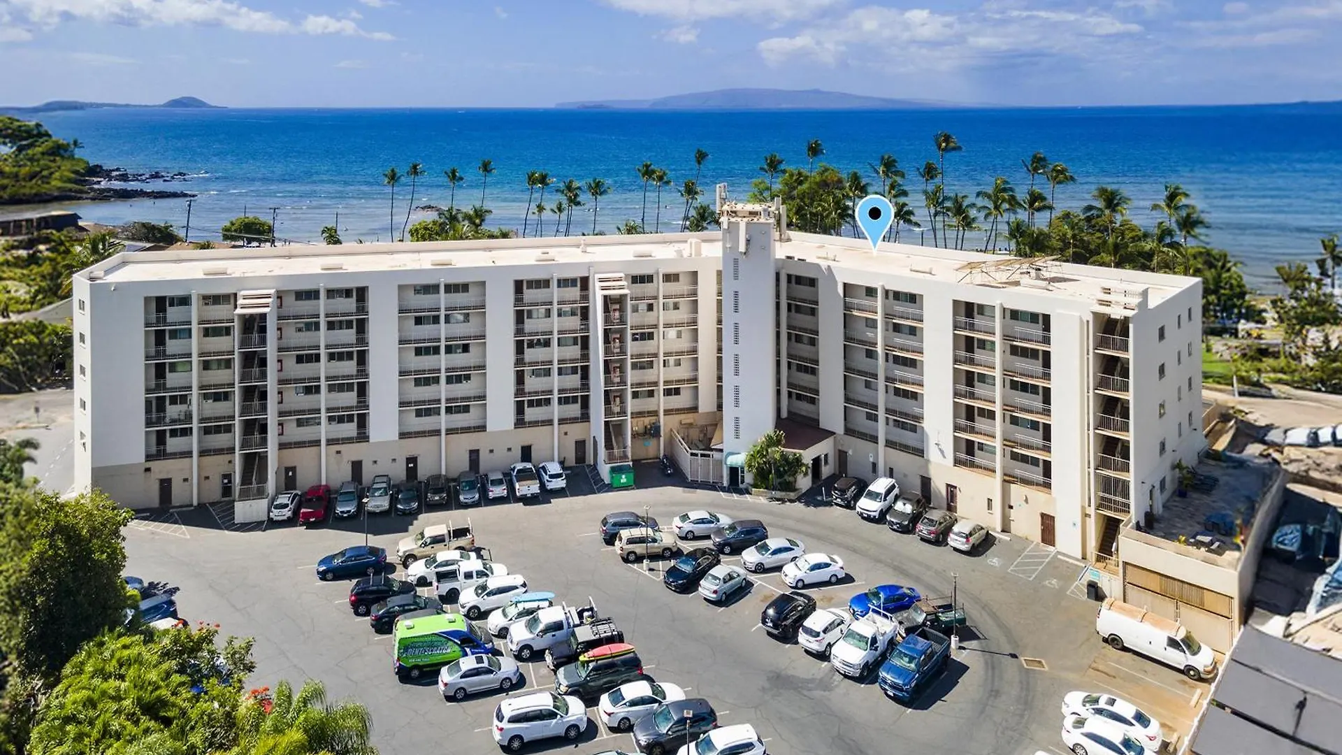 Island Surf 304 - Renovated, Ocean Views, Split Ac
