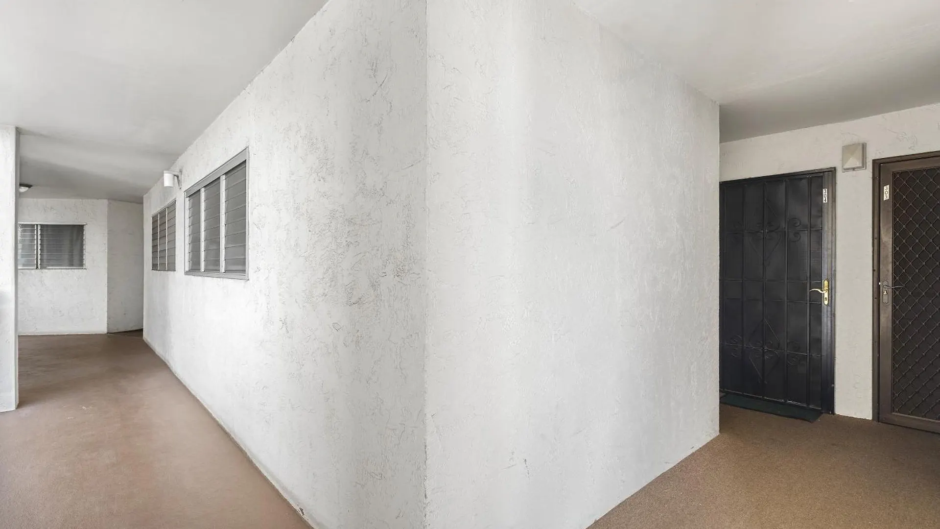 Feriehus Island Surf 304 - Renovated, Ocean Views, Split Ac