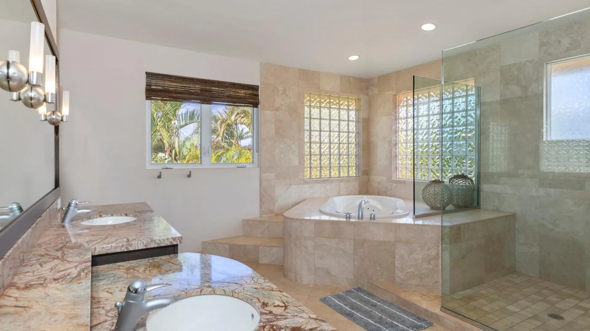 Breathtaking Oceanfront فيلة