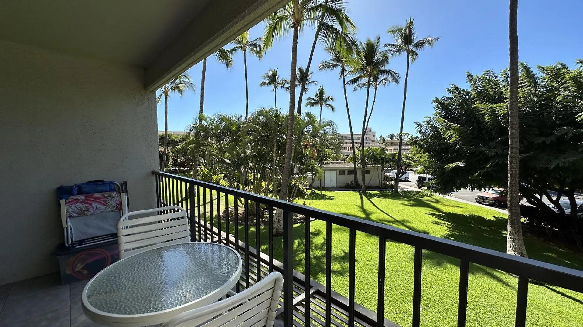 Kihei Akahi D-105 *