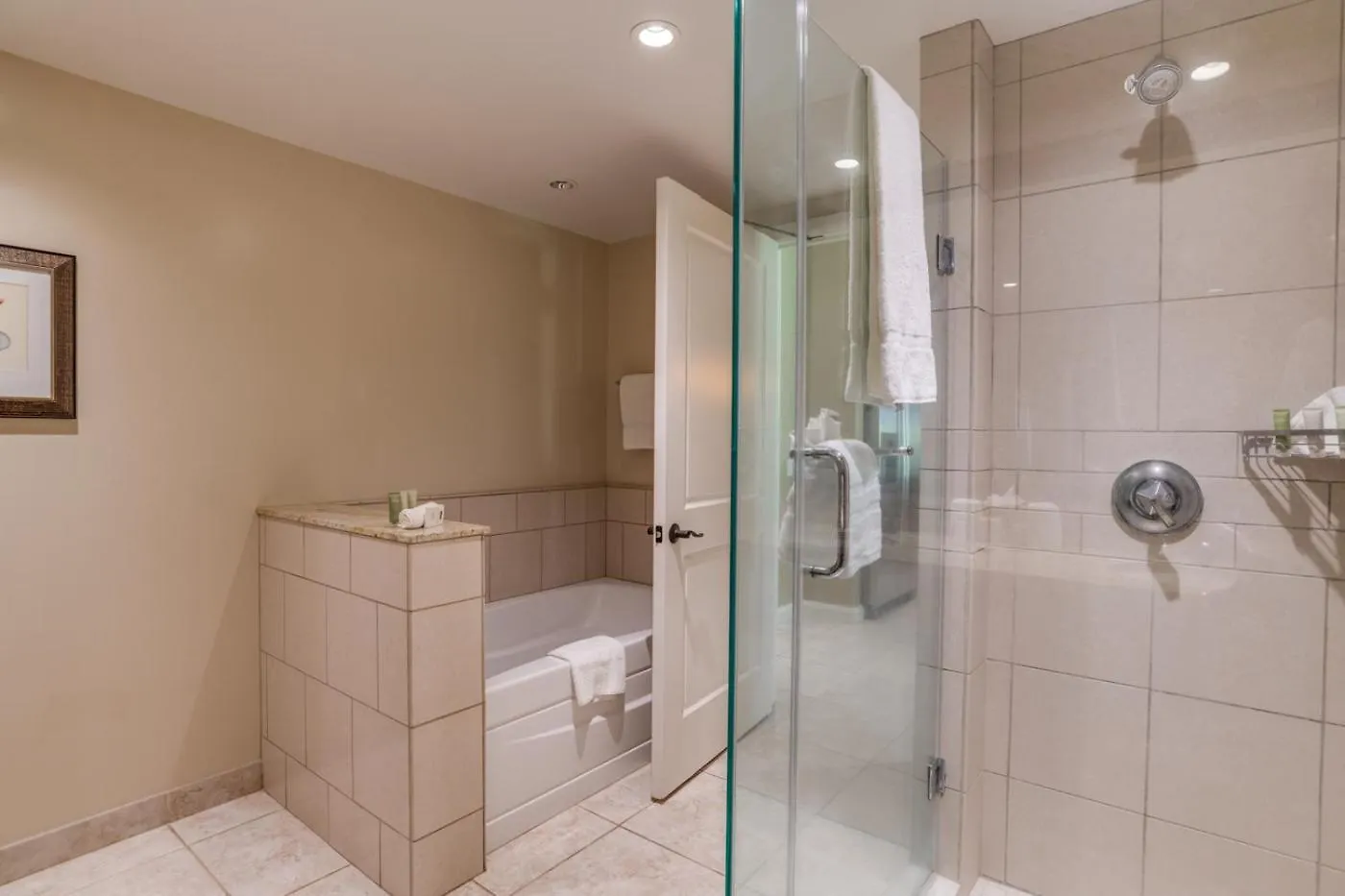 Apartamento Outrigger Honua Kai & - Select Your Unit *