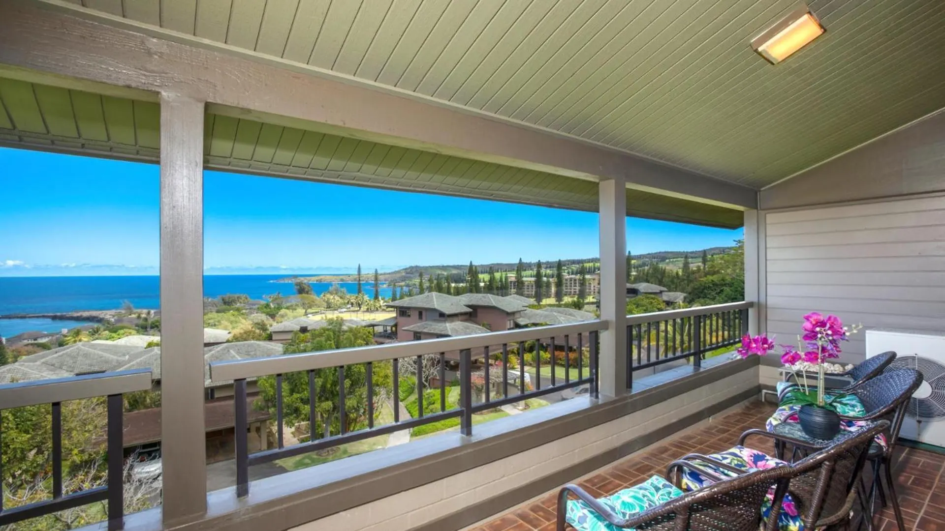Kbm Free Car Ridge Oceanfront 2-bedroom With Expansive Lanai Breathtaking Views Krv-1622