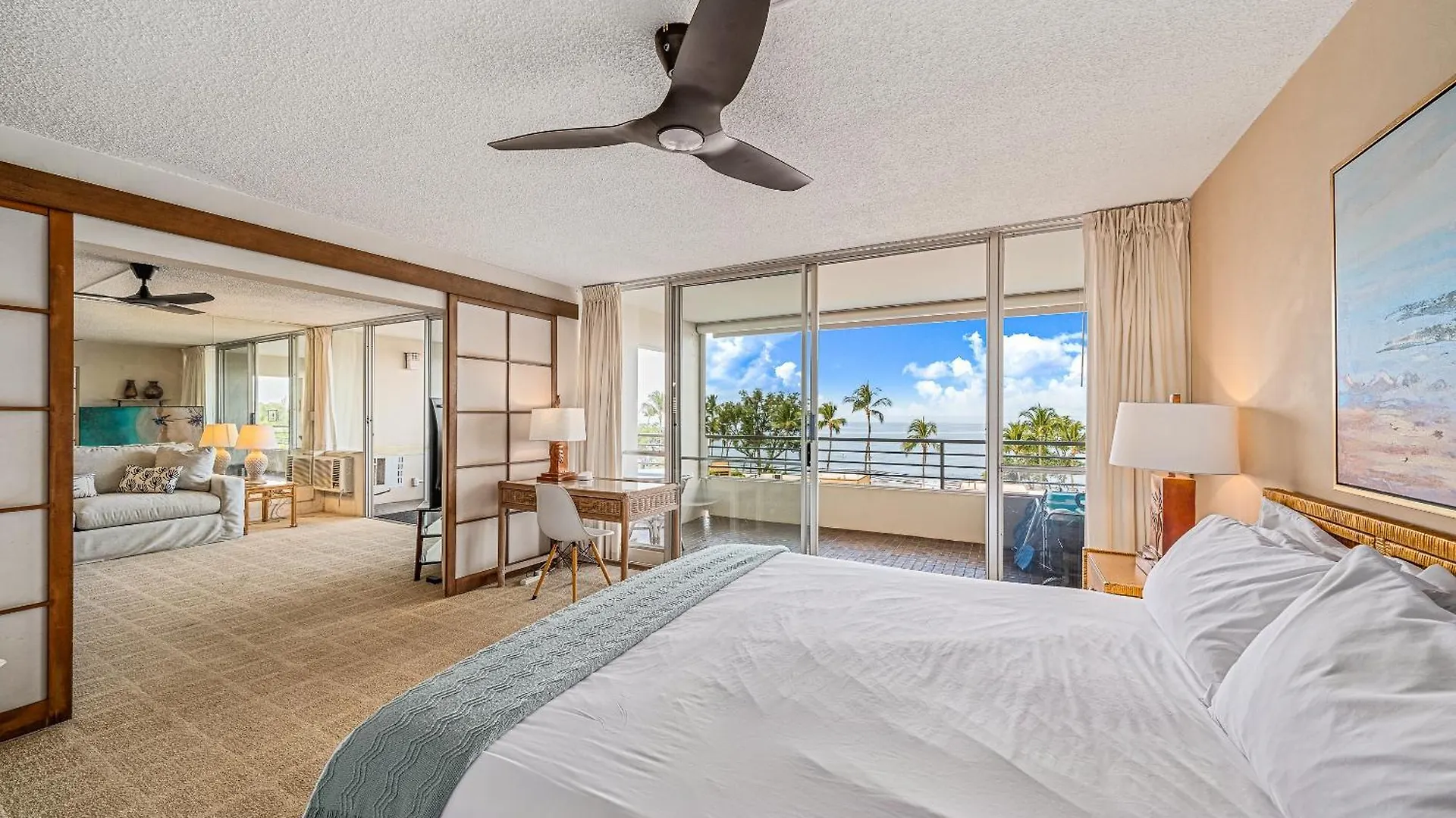 Stunning Ocean View 2 Bedroom Steps From * كيهي