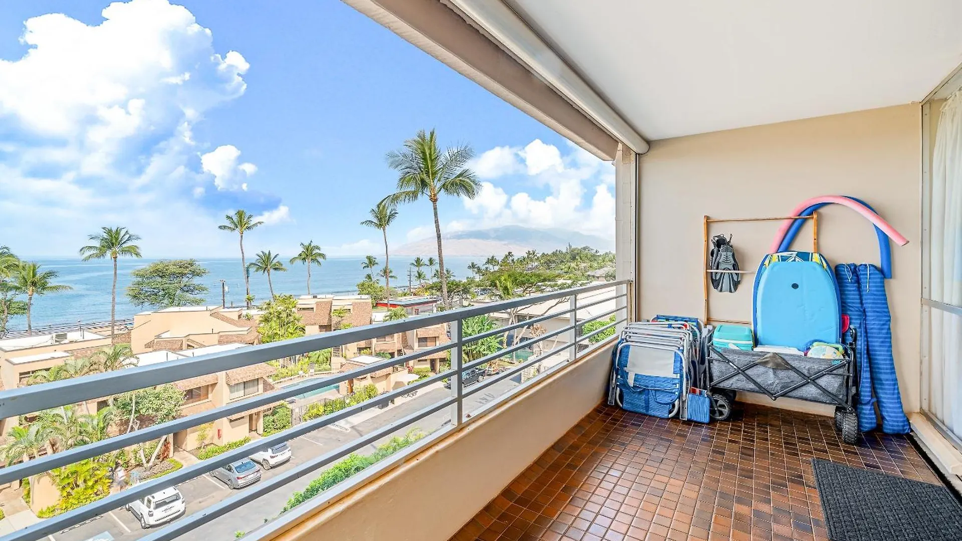 Stunning Ocean View 2 Bedroom Steps From *
