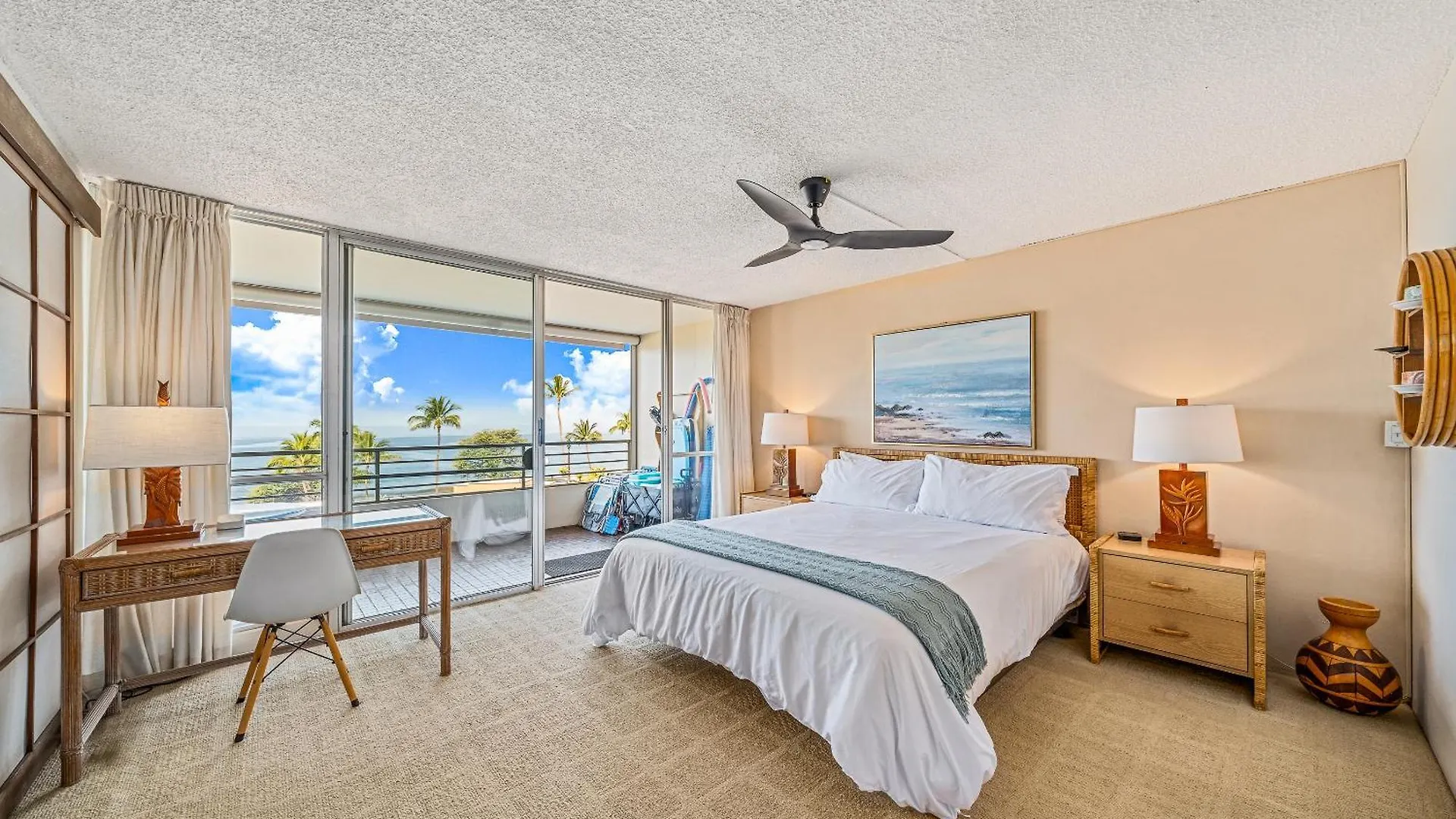 Stunning Ocean View 2 Bedroom Steps From كيهي
