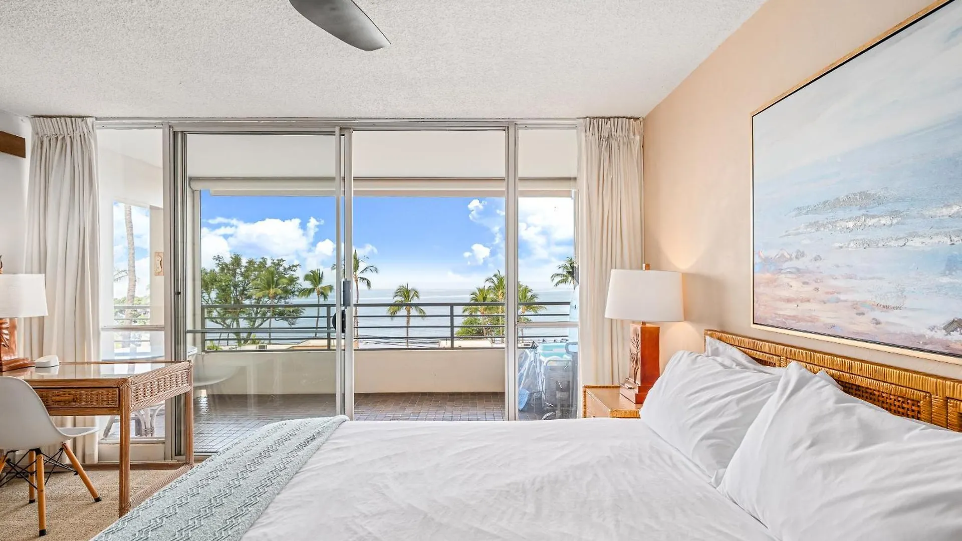 Stunning Ocean View 2 Bedroom Steps From بيت للعطل *