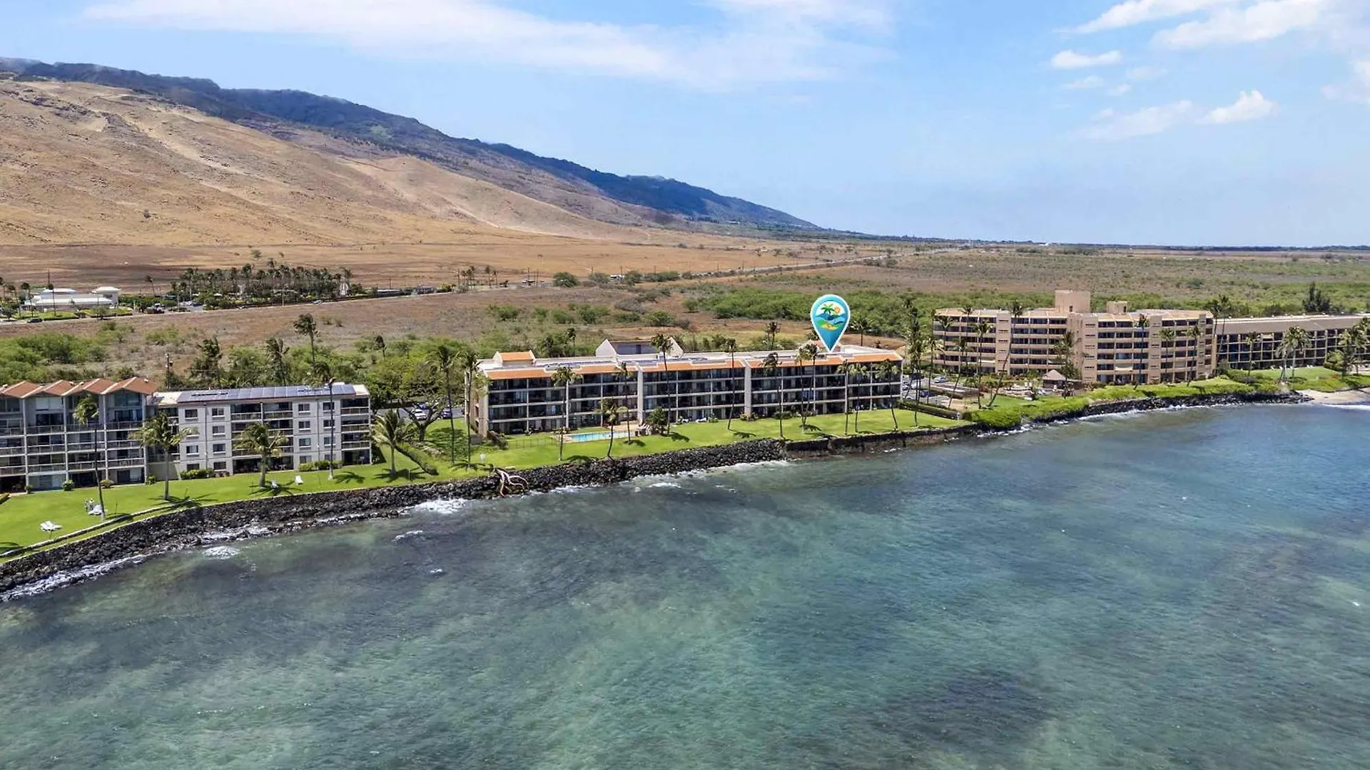 Lauloa 410 - Floor, Direct Ocean Front, Stunning Renovation, Wi-fi, Split Ac Holiday home