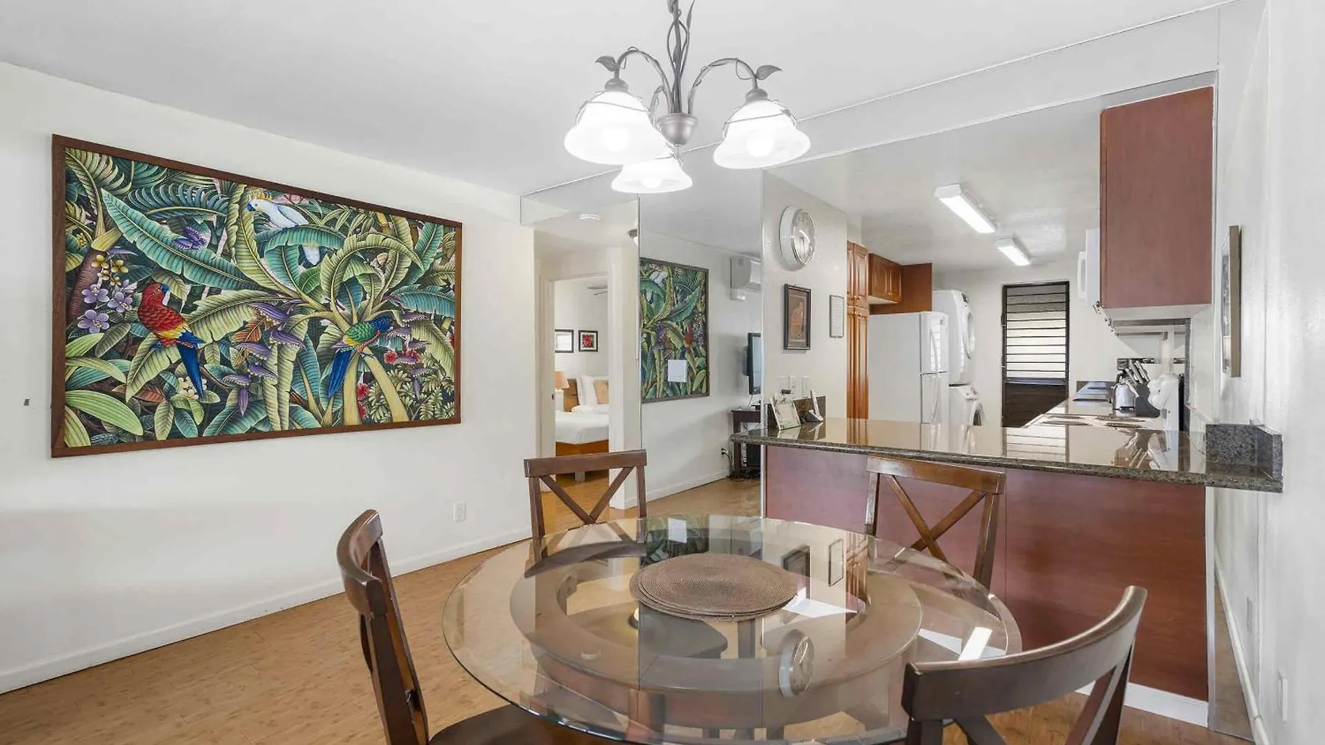 Lauloa 410 - Floor, Direct Ocean Front, Stunning Renovation, Wi-fi, Split Ac *