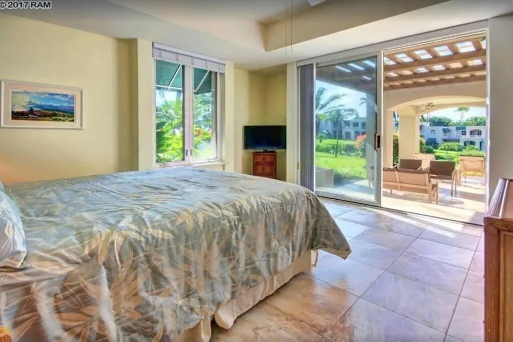 Dom wakacyjny Upgraded, Steps To Ocean View Pool, Walk To *