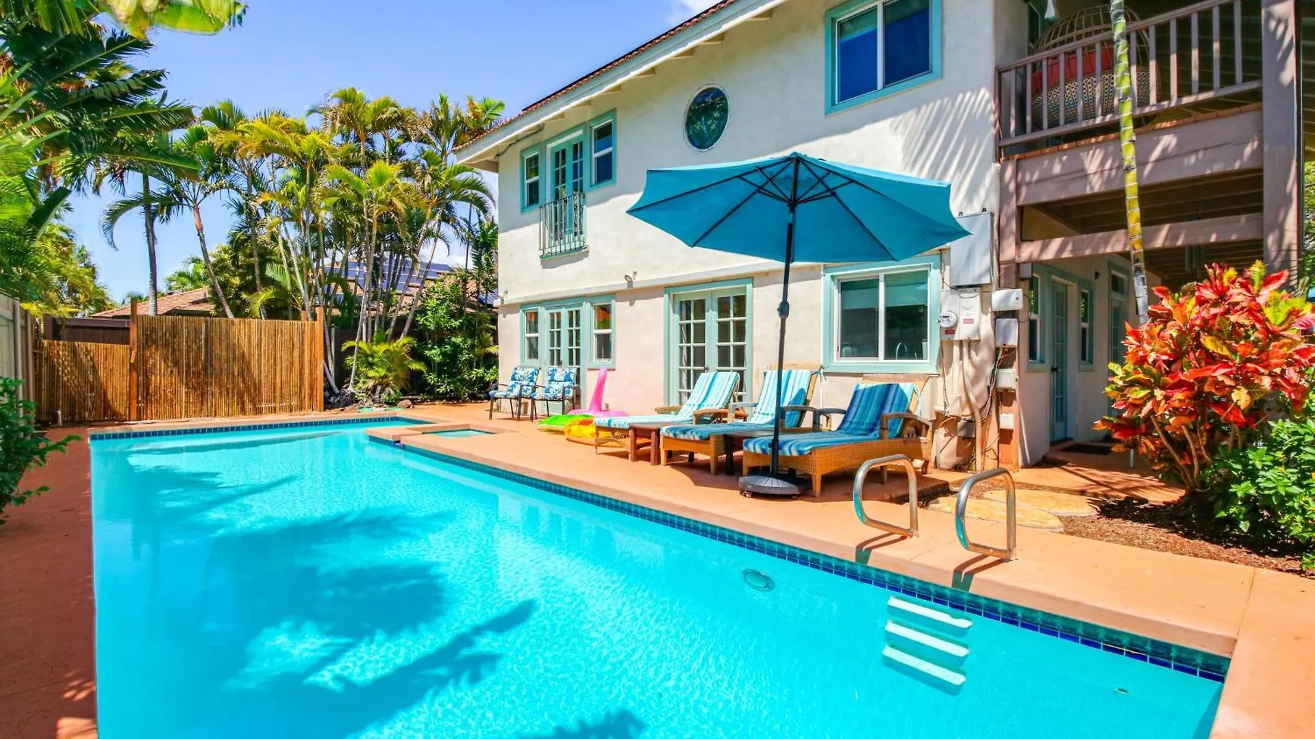 Walk To Baby With Private Pool! Hébergement de vacances Lahaina