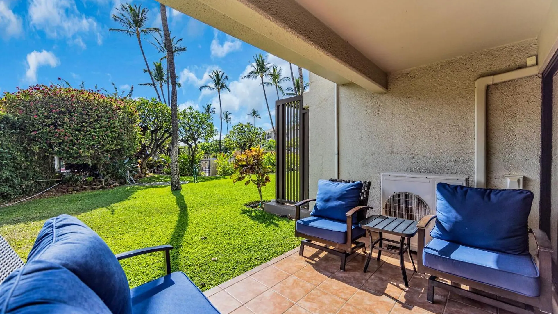 Ground Floor Garden View Unit With Great Amenities Apartamento