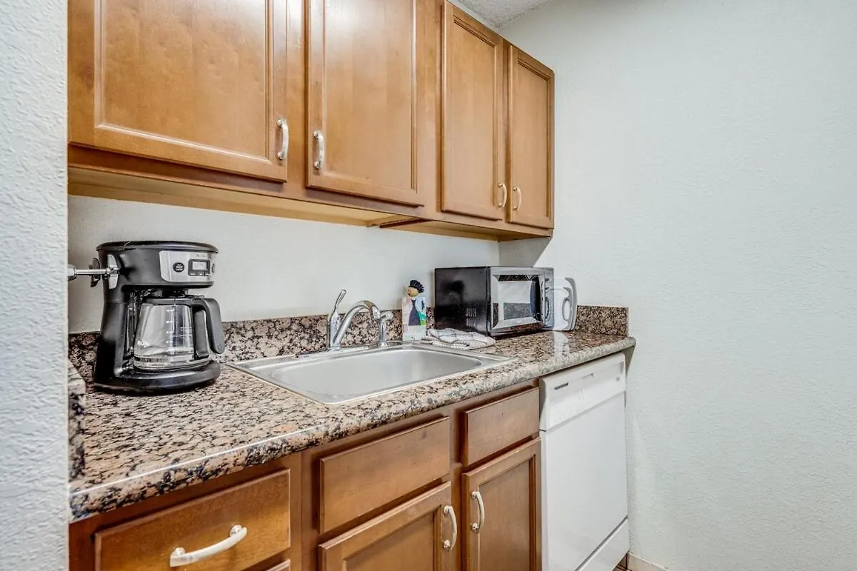 Turtle Paradise - King Bed, Ac, Across From *