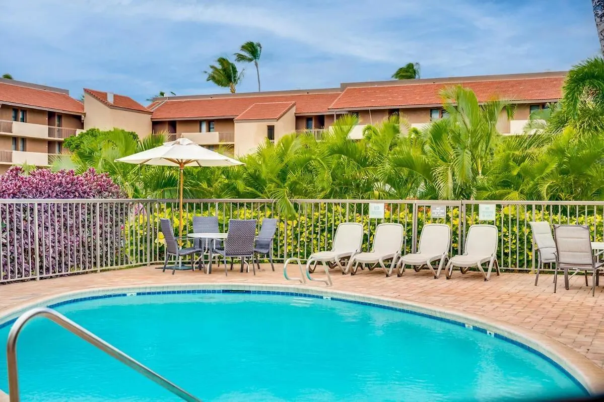 Turtle Paradise - King Bed, Ac, Across From