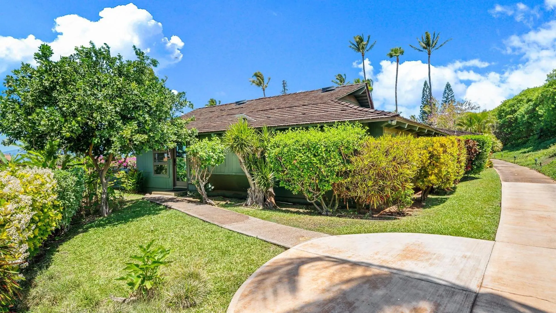 International Colony Club 43 Lahaina