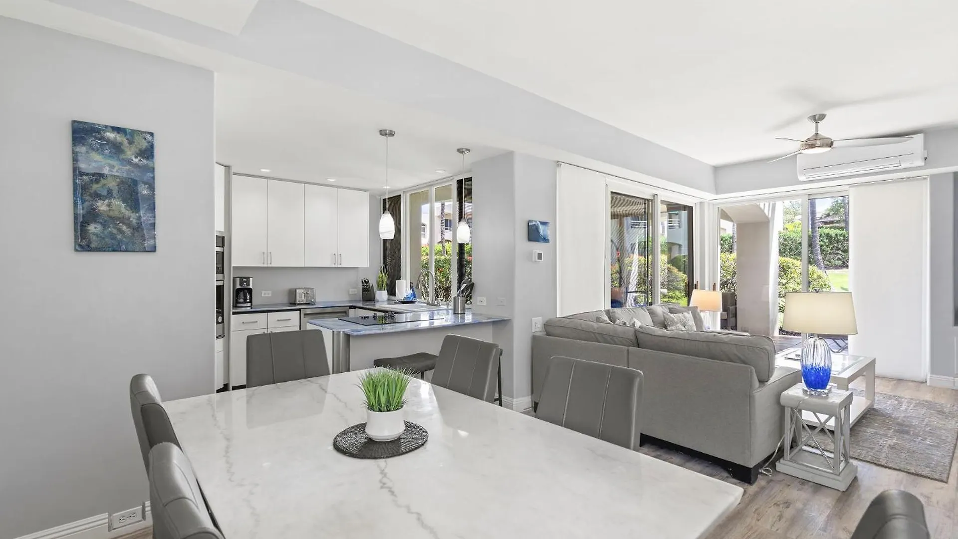 Palms At 703: Luxury Renovation, Split Ac!