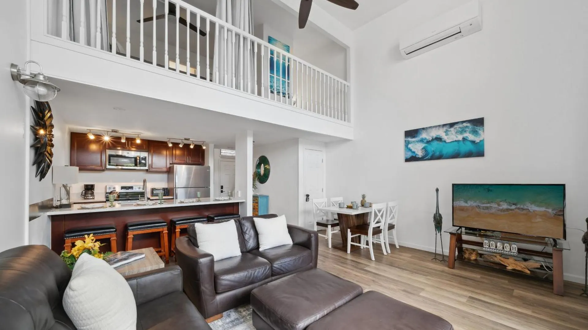 3 Min Walk To With 2 King Beds And Centrally Located * Kihei