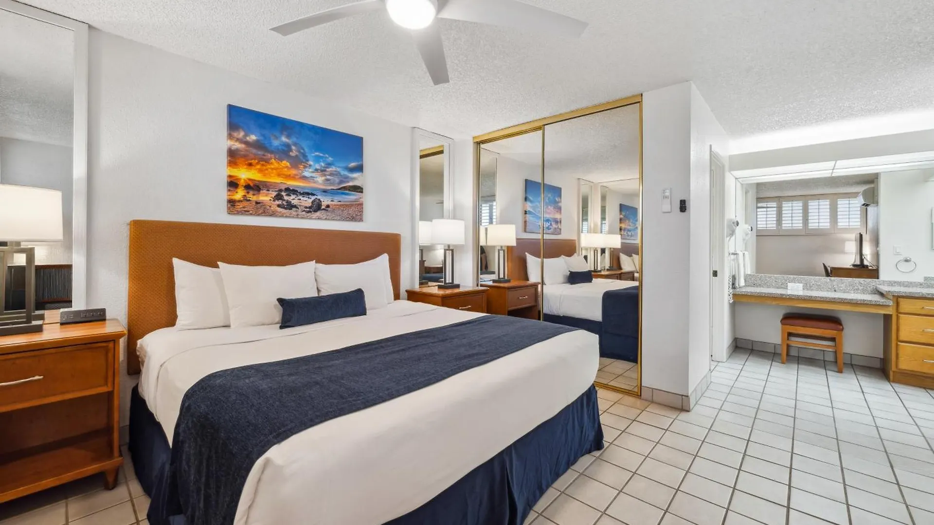 Maui Schooner Resort