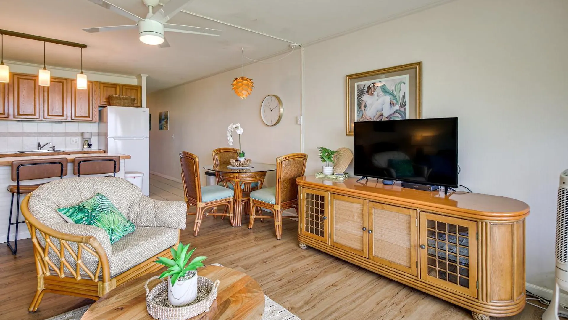 Gorgeous Oceanfront With Spectacular Views! Kihei