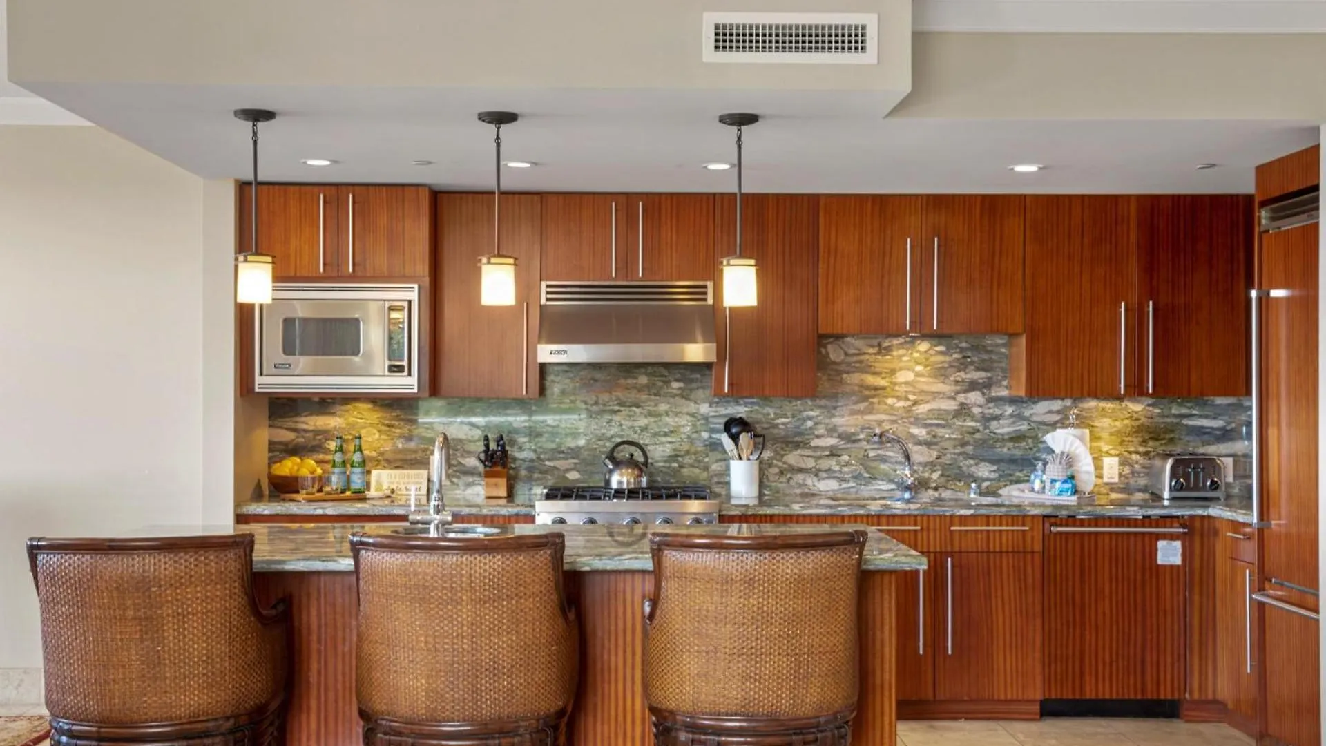 Kbm Resorts Free Car Honua Kai Konea Oceanfront 3-Bedroom Condo With Wraparound Lanai Hkk-451
