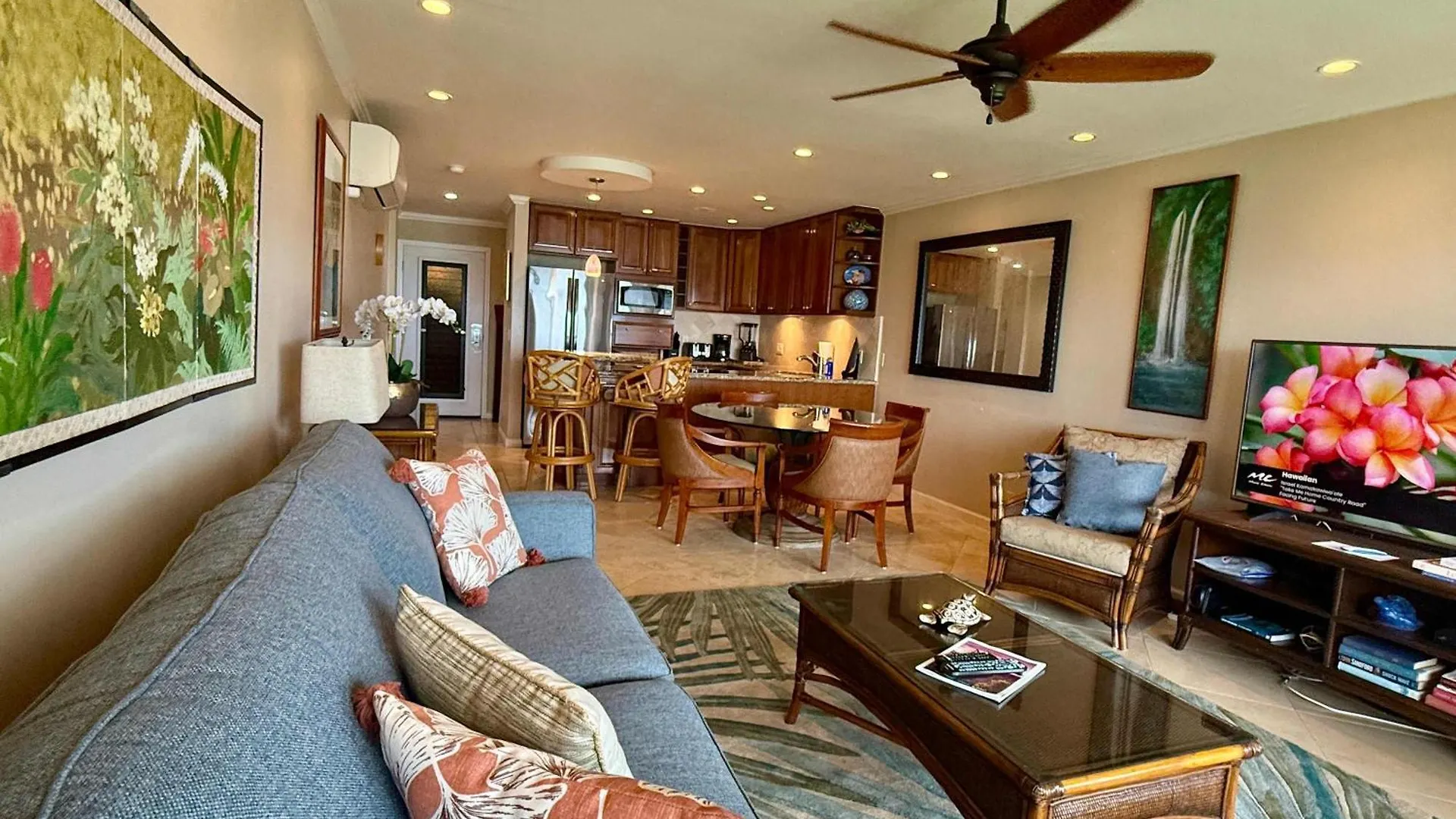 Apartment Oceanfront Spacious Retreat, Stunning Views With 2 Lanais, Ac Comfort