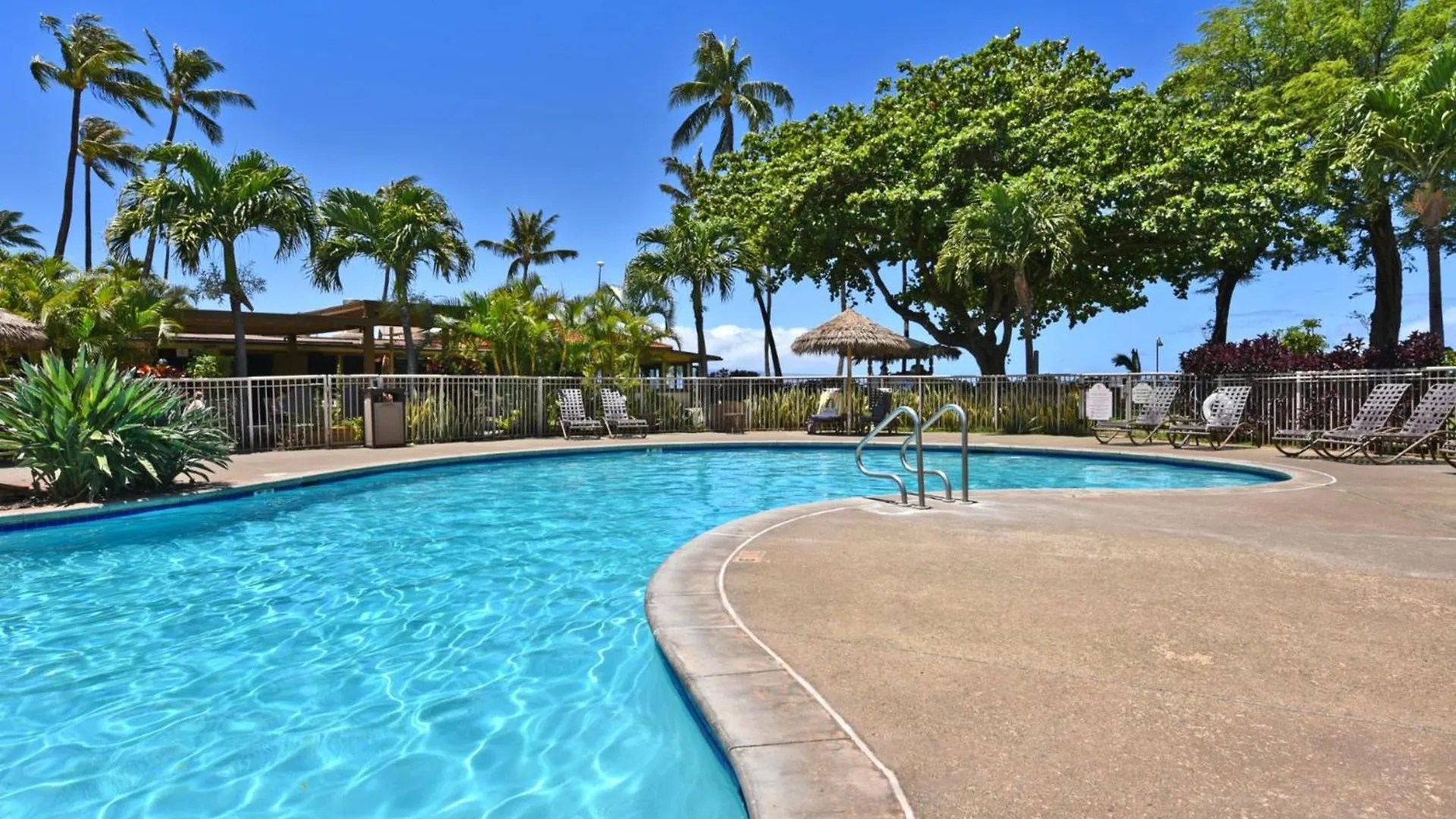 Apartamento Kbm - 3 Free Cars - Maui - Multi Unit Listing - Beachfront 3 Upgraded Mkv-c152 B242 B247 *