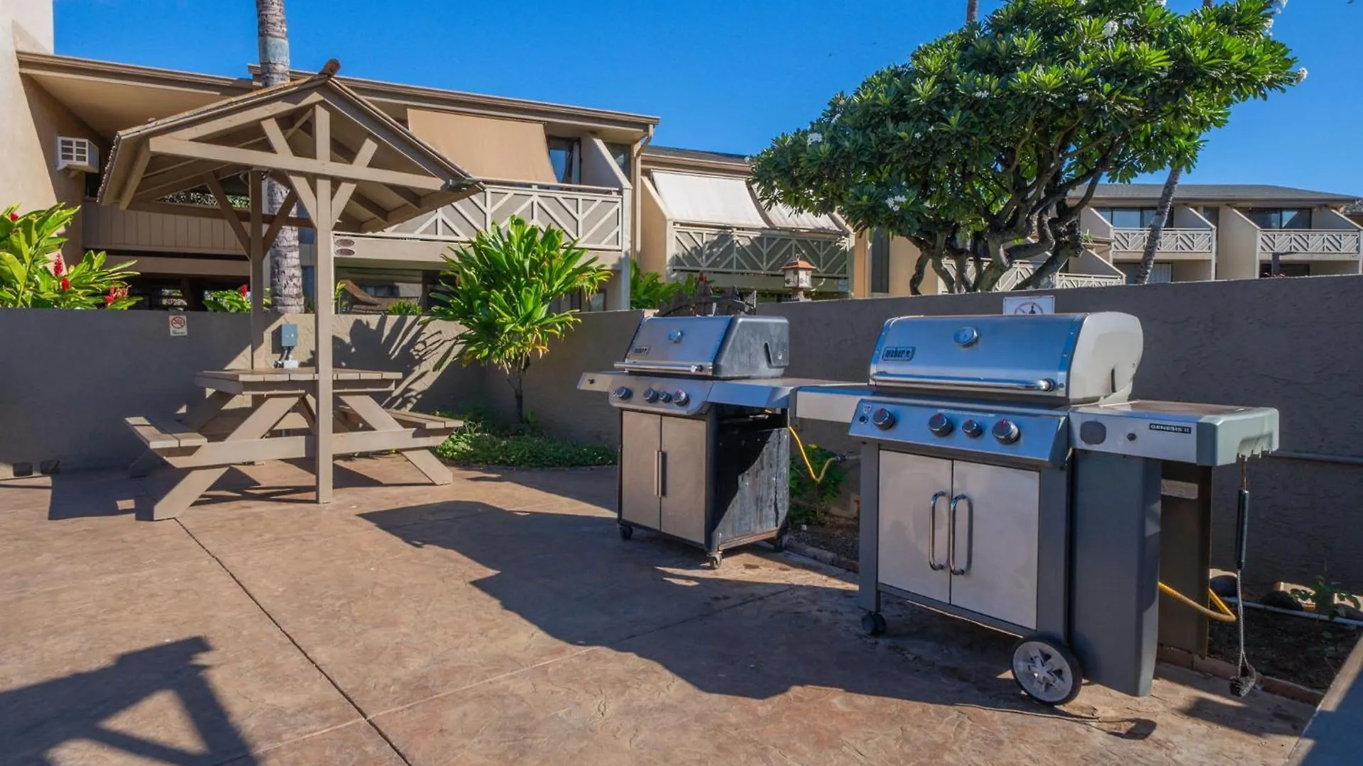 Oceanview - Lanai Ac Steps To & Pool *