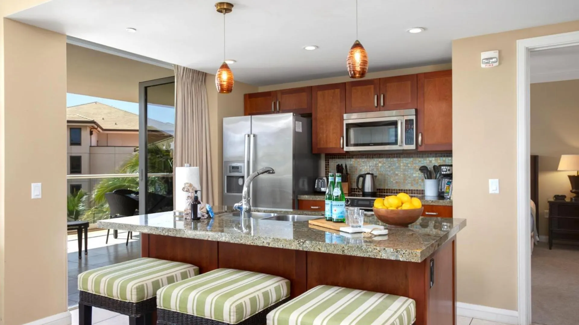 Spacious 3-bedroom Honua Kai Collection - Multi Unit Listing - Same Floor - Ocean Views - 2 Free Cars Hkh-52024 Appartamento *