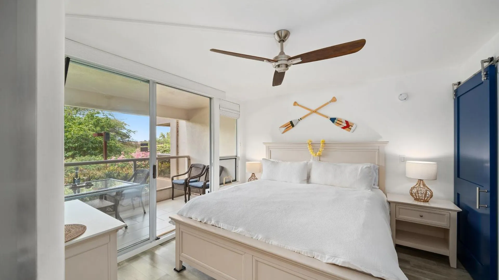 Apartmanhotel Renovated - 3 Min Walk To Toes In The Sand! *