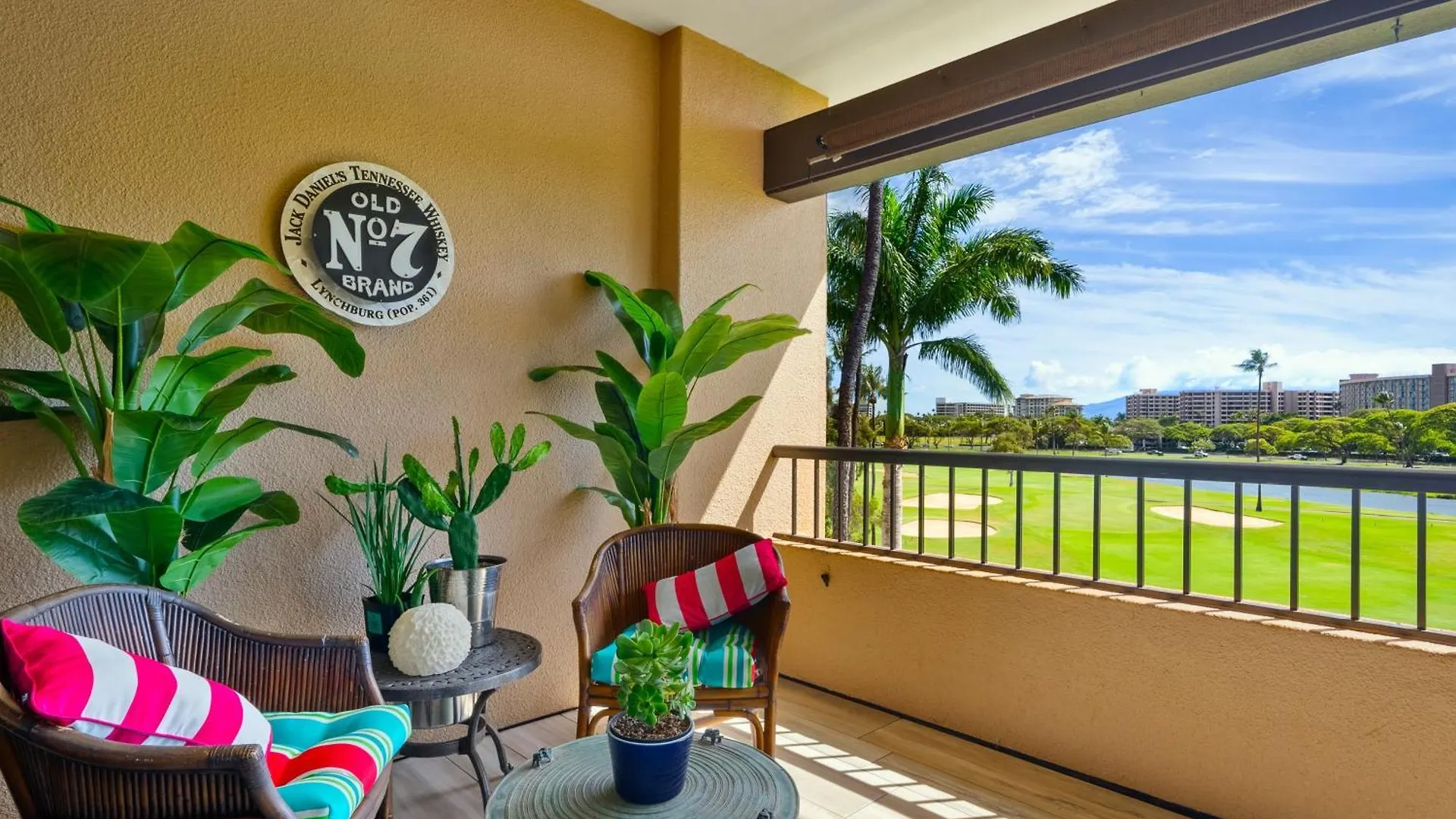 Kaanapali's Royal Luxury Plantation & Golf Retreat Homestay Kaanapali